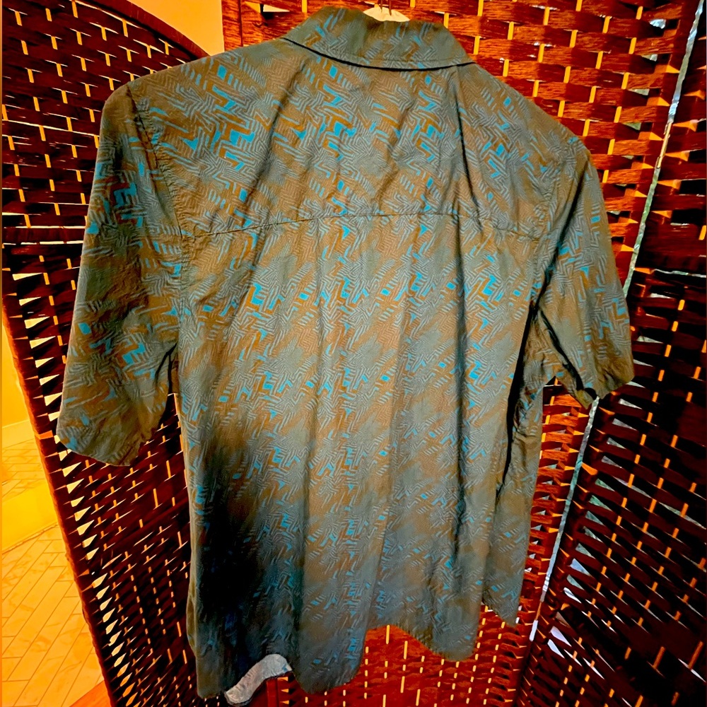 Wildfang short sleeve button ups, Size +1 Unisex Sold as a pair.